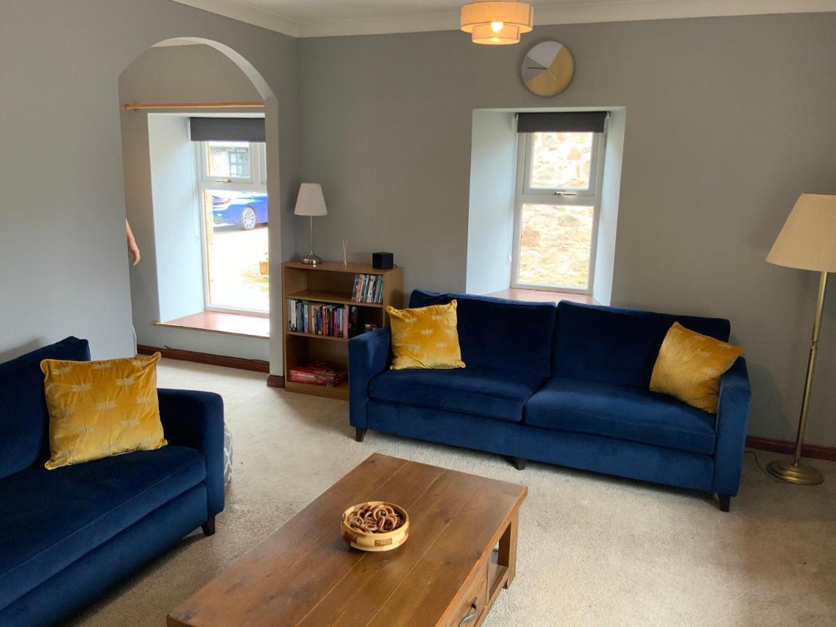 The Granary At Tinto Retreats, Biggar Is A Gorgeous 3 Bedroom Stone Cottage Wiston  المظهر الخارجي الصورة
